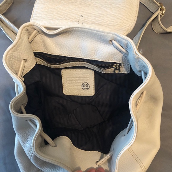 Coach leather backpack - Picture 2 of 3